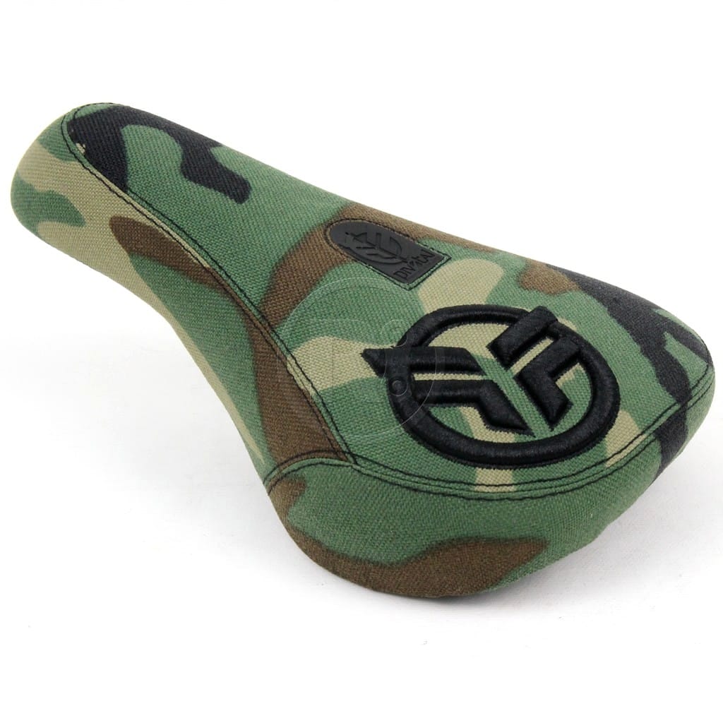 Federal Mid Stealth Logo Seat - Camo With Raised Black Embroidery