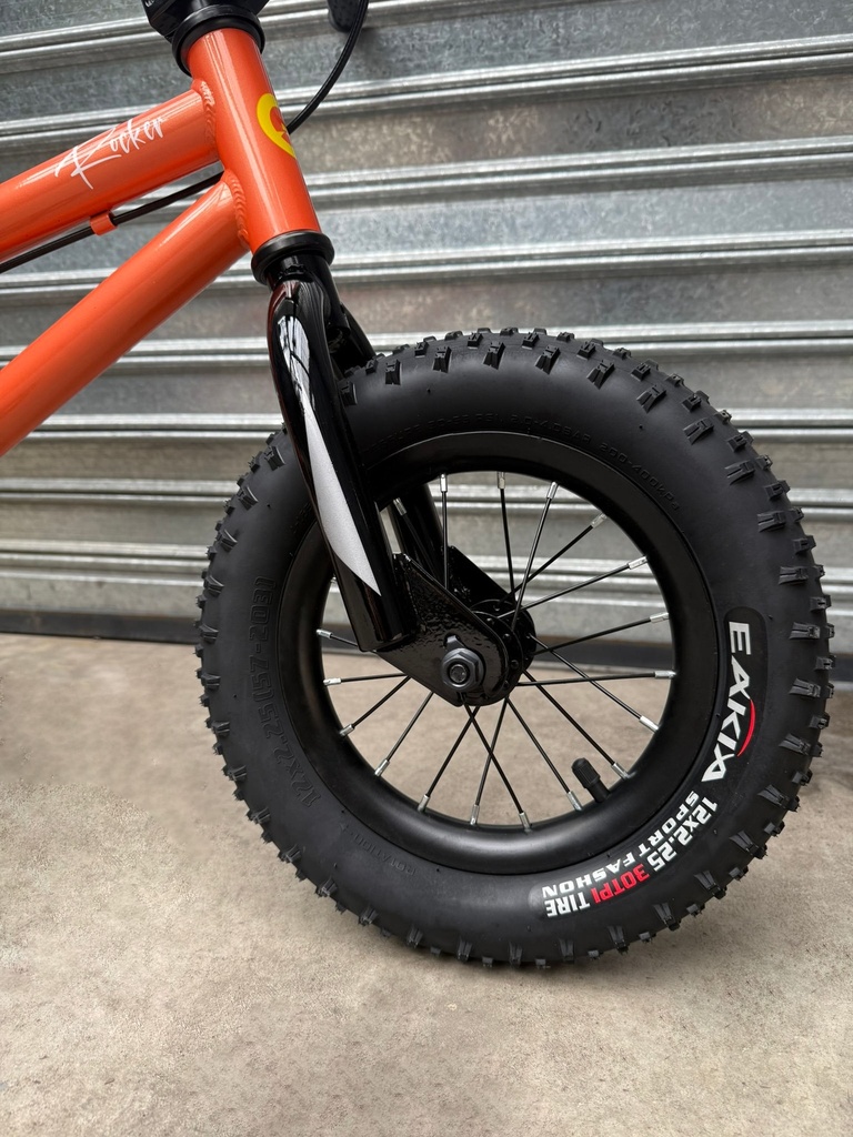 Bicicleta Glint Rocker 12" con rueditas